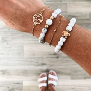 SET OF FOUR BRACELETS // BOHO BRACELET SET